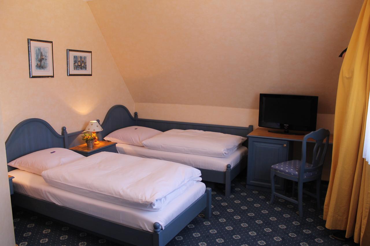 Hotel-Gasthof Zum Hirschen Durrwangen Oda fotoğraf