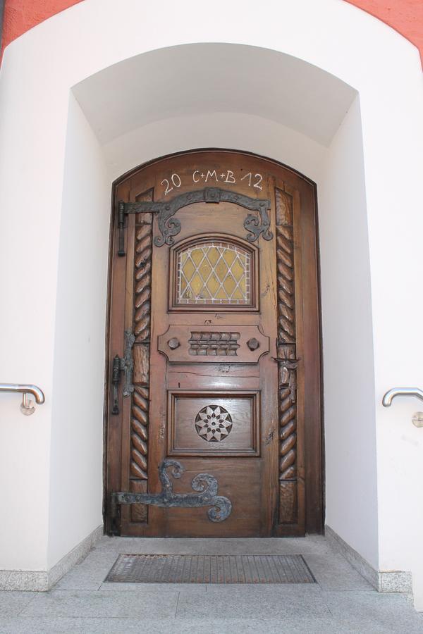 Hotel-Gasthof Zum Hirschen Durrwangen Dış mekan fotoğraf