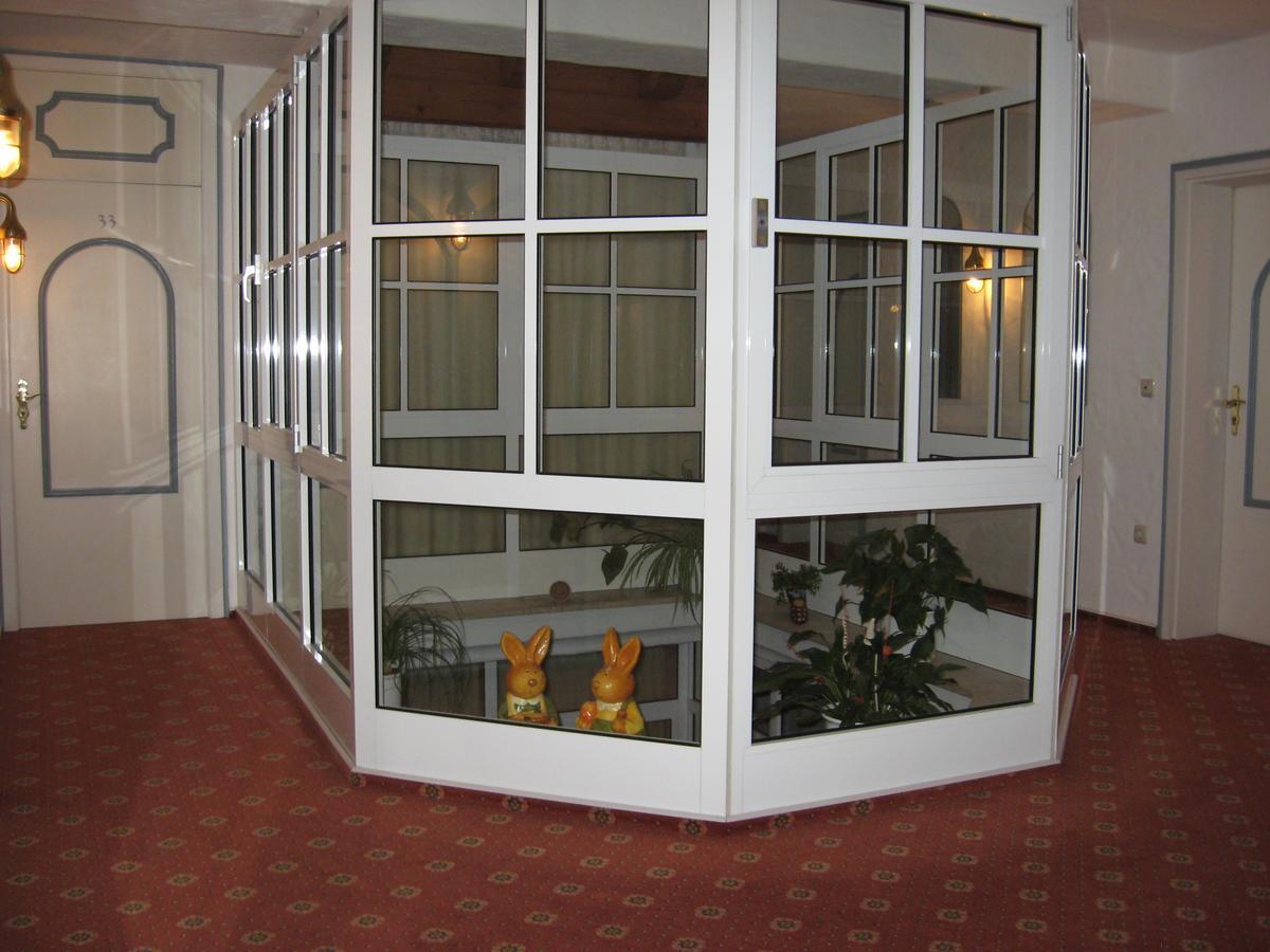 Hotel-Gasthof Zum Hirschen Durrwangen Dış mekan fotoğraf