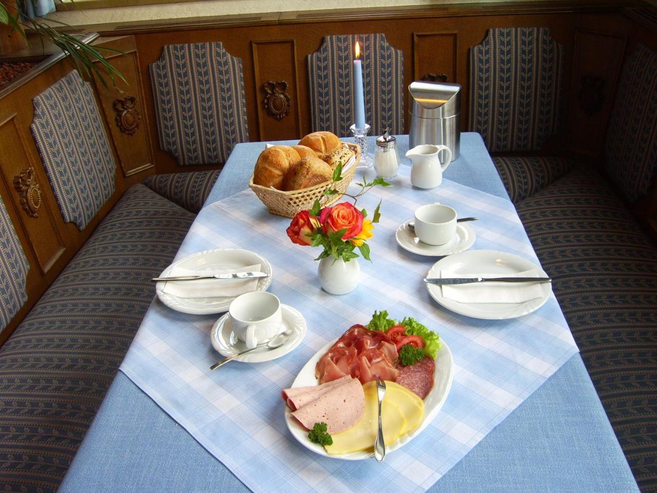 Hotel-Gasthof Zum Hirschen Durrwangen Dış mekan fotoğraf